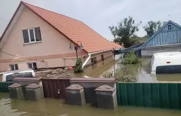 Многие жители думали, что вода быстро отступит, но когда она начала прибывать, эвакуироваться было уже поздно. Олешки, Херсонская область, июнь 2023 г. [Личный архив Светланы Сердюковой]