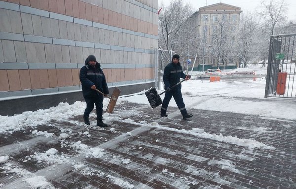 Правозащитники трудовым мигрантам в России: «Не идите на войну!»