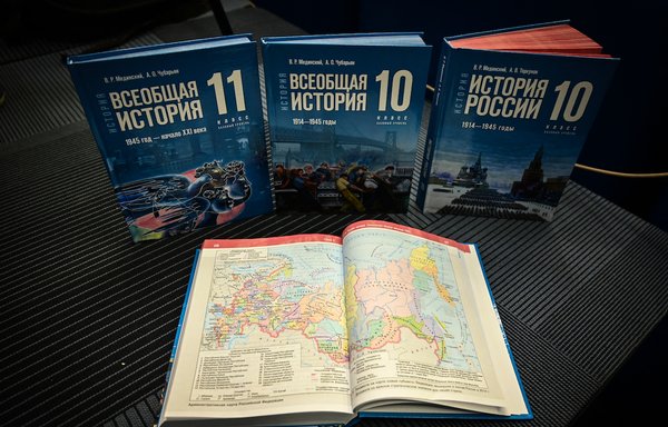 Политика ассимиляции: крымских татар заставляют ходить в русскоязычные школы