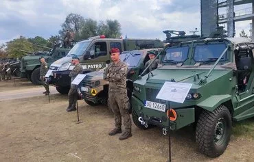 Демонстрация военного арсенала Польши в День Сухопутных войск. Варшава, 12 сентября. [Ольга Гембик/Контур]