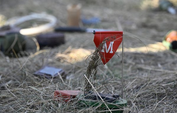 Ukraine reconsiders mine ban as war forces shift in defense doctrine