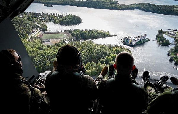 Финляндия и США выстраивают новый уровень готовности НАТО на Крайнем Севере