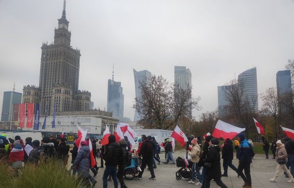 Война слов: Москва стремится расколоть Польшу и Украину