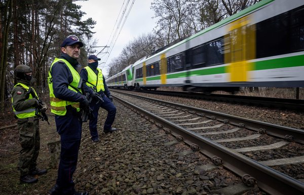 Россия бьет по железнодорожной «артерии жизни» между Украиной и Европой