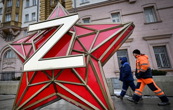 Russian troops say they're funding their own war