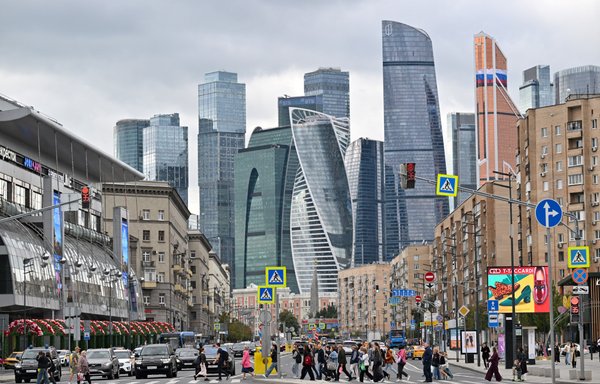 Moscow tightens the belt as war budget squeezes Russia's wealthiest city