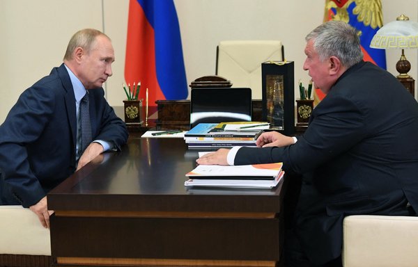 Путин забирает деньги российских олигархов для финансирования своей войны