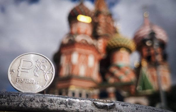 Российские коллекторы богатеют и становятся практически неприкосновенными